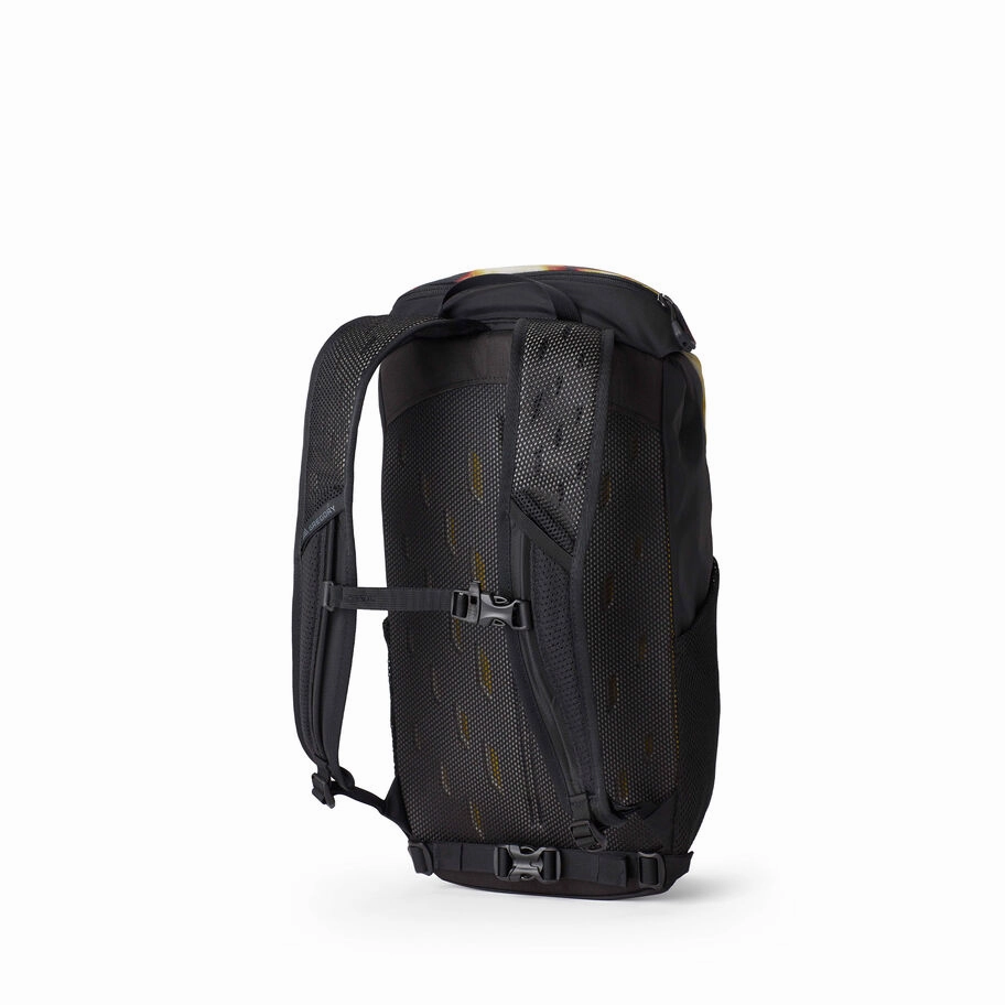 Nano 16 Backpack
