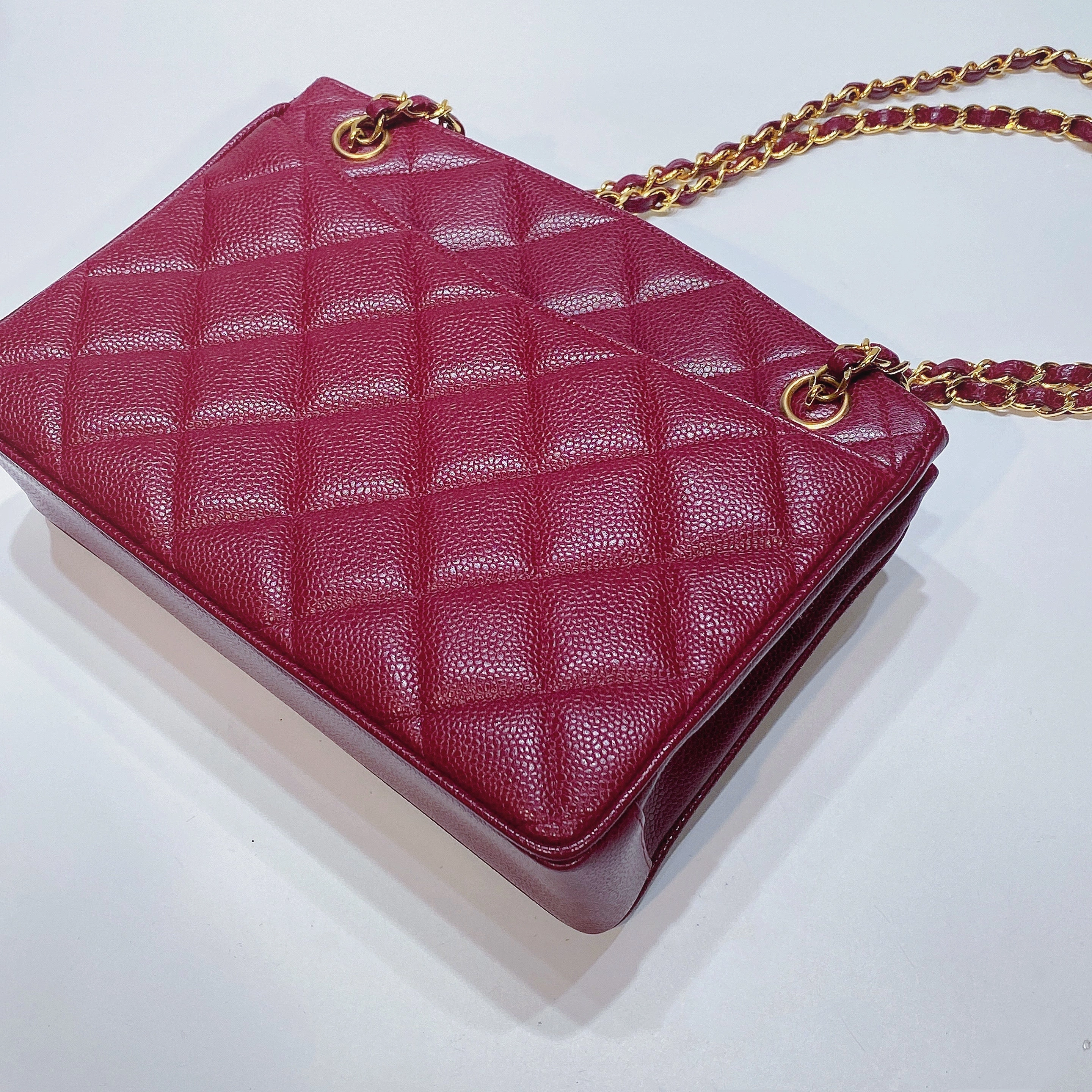 No.3719-Chanel Vintage Caviar TurnLock Shoulder Bag