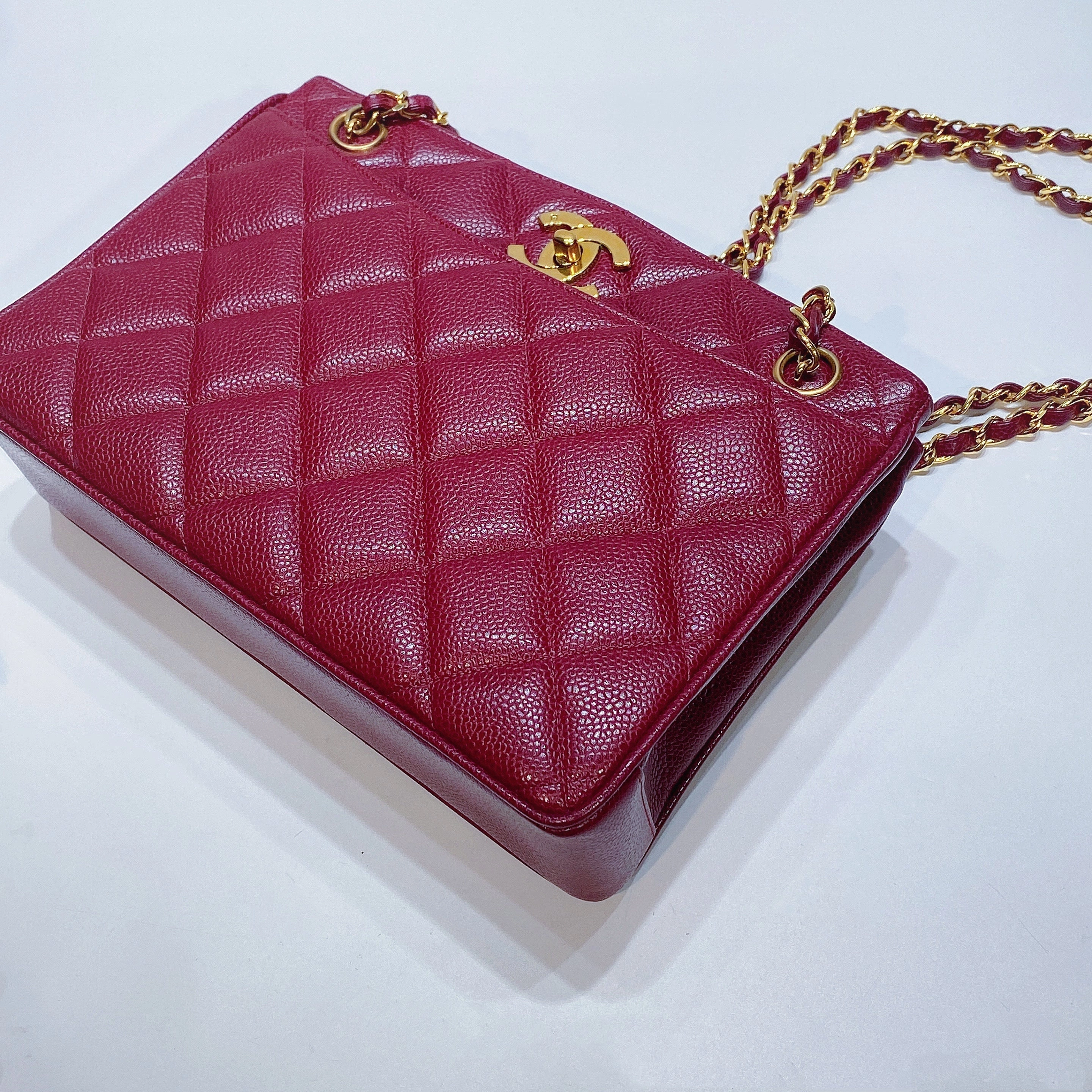 No.3719-Chanel Vintage Caviar TurnLock Shoulder Bag