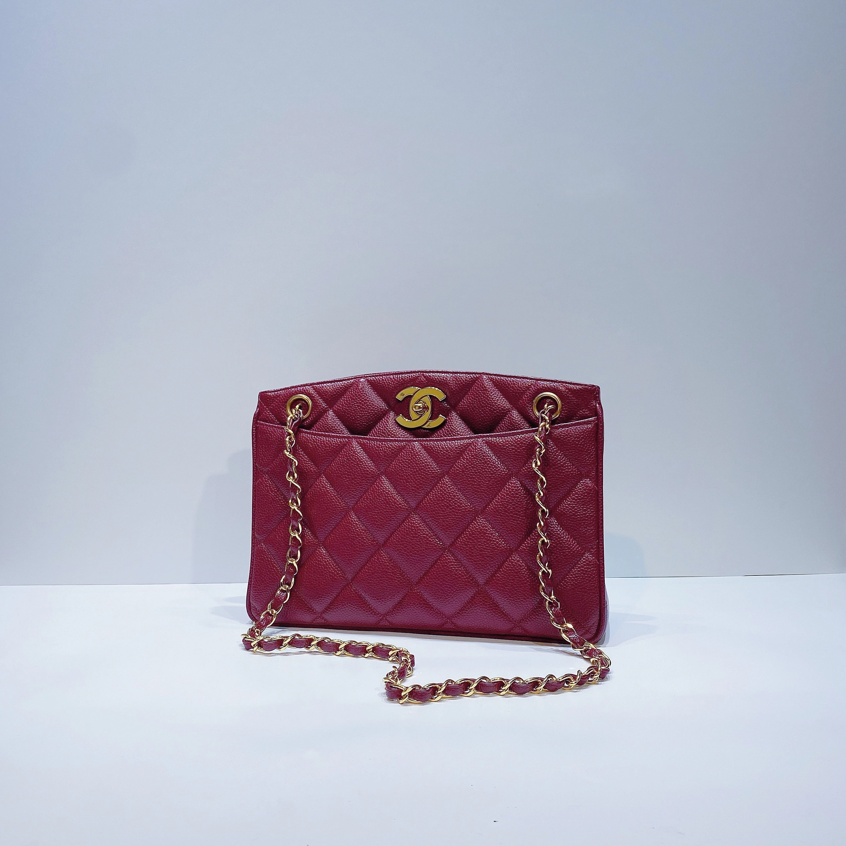 No.3719-Chanel Vintage Caviar TurnLock Shoulder Bag
