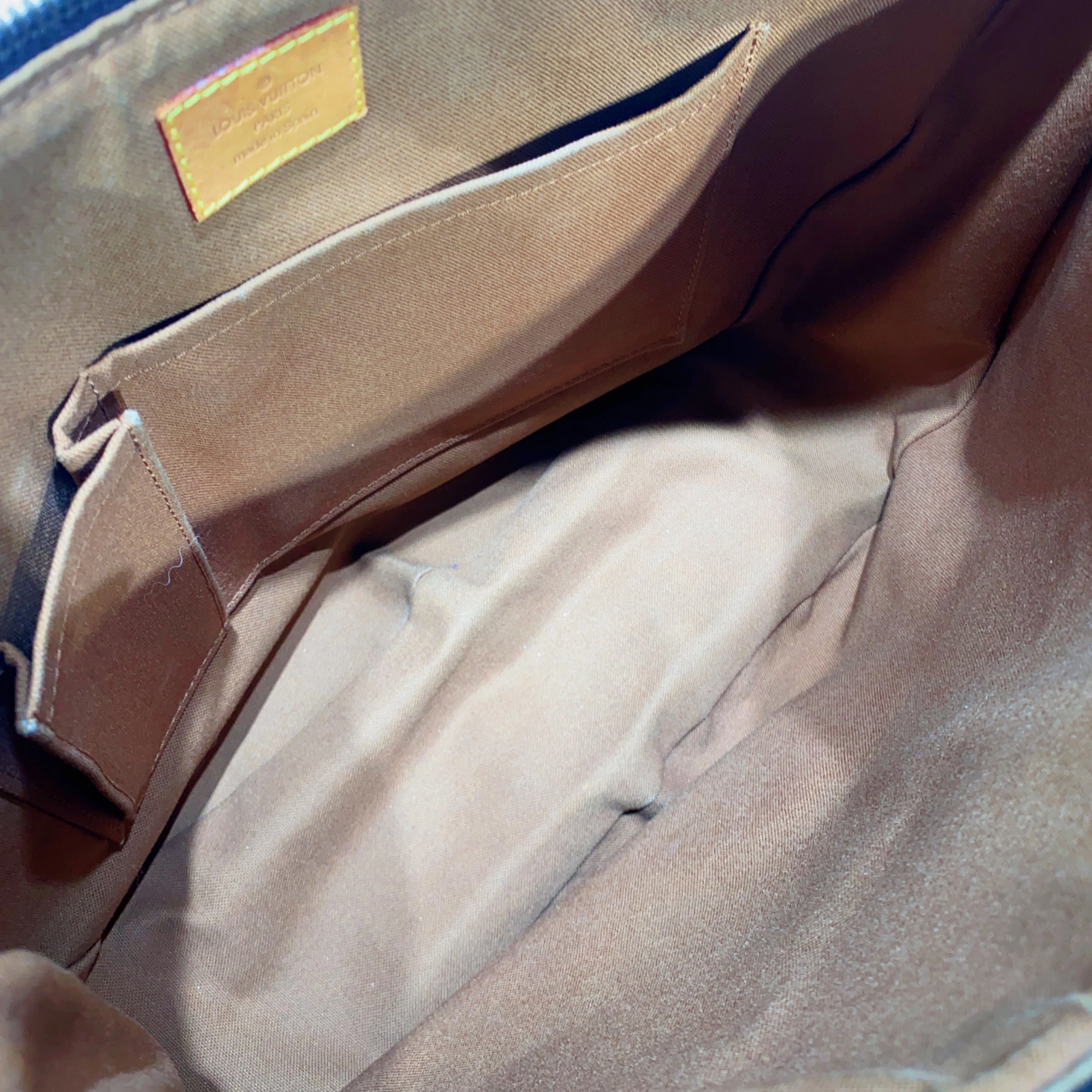 No.3915-Louis Vuitton Tulum PM Shoulder Bag