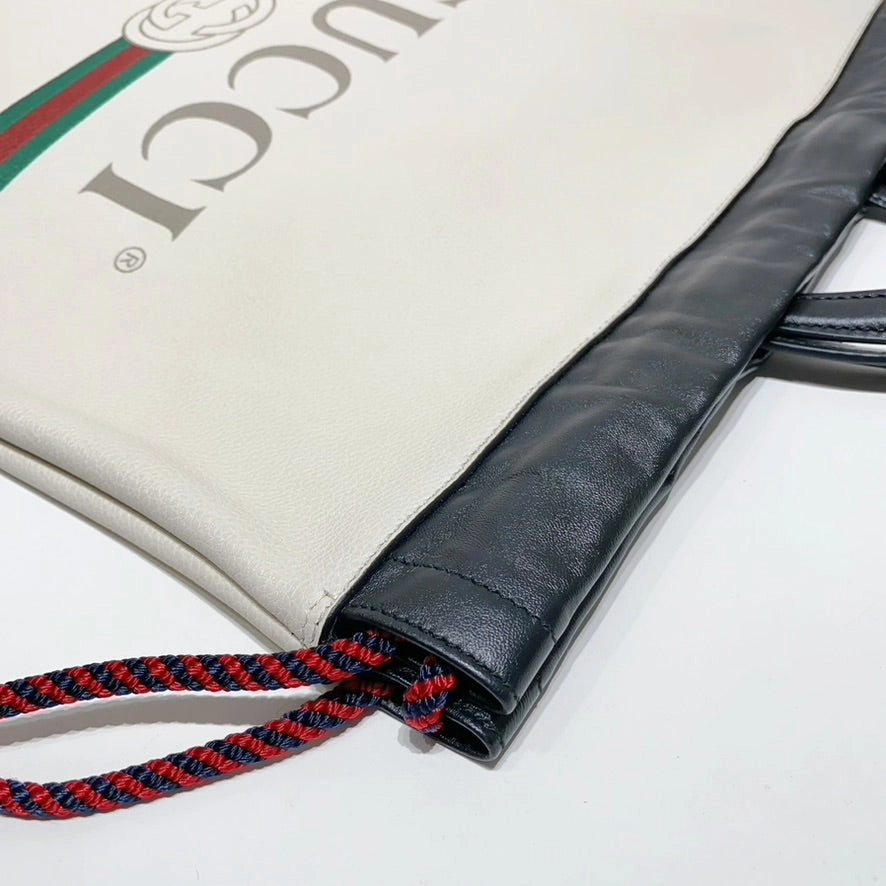 No.4354-Gucci Print Leather Backpack (Unused / )