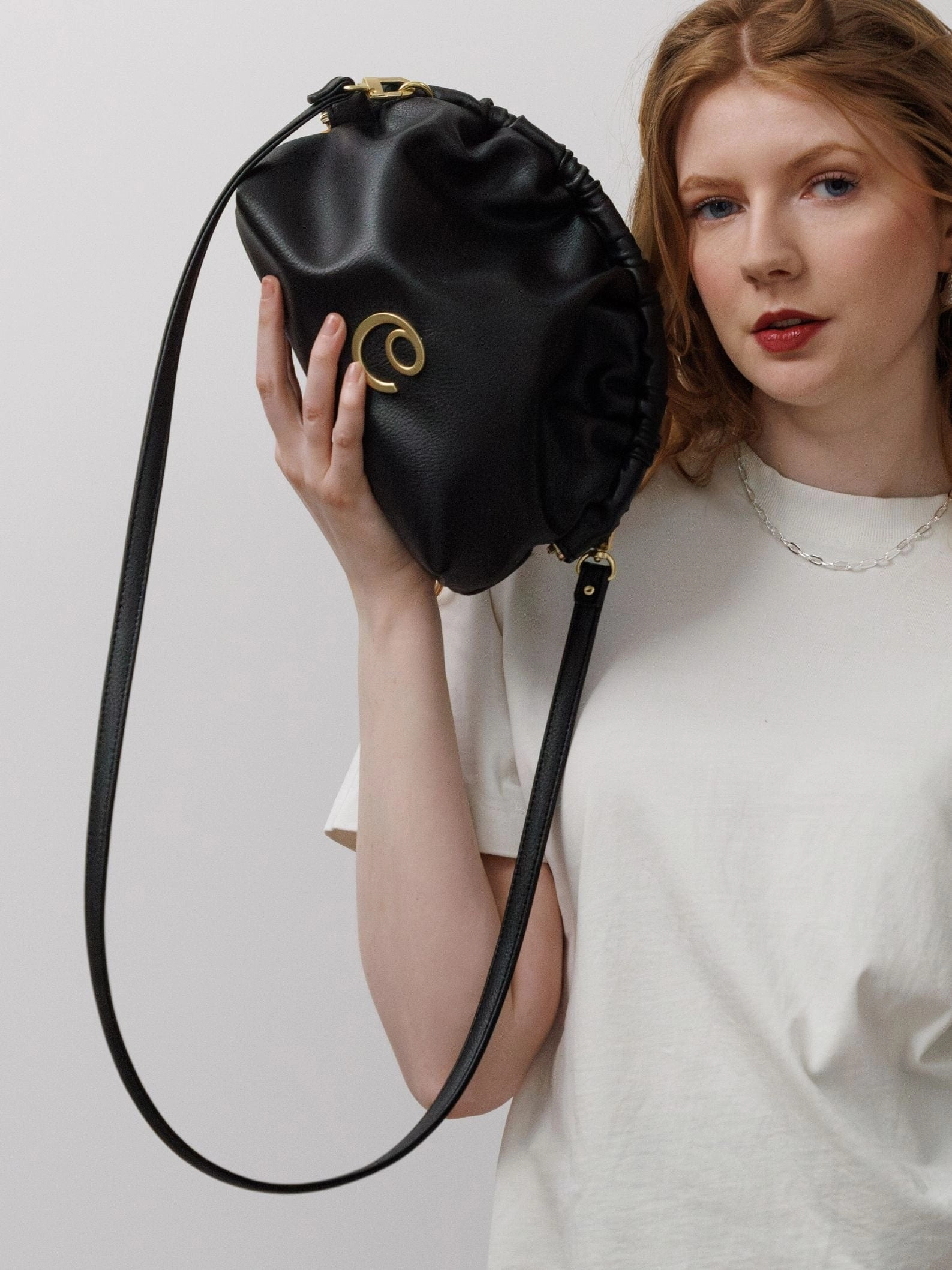 Norma Vegan Grape Leather Large Clutch | Black