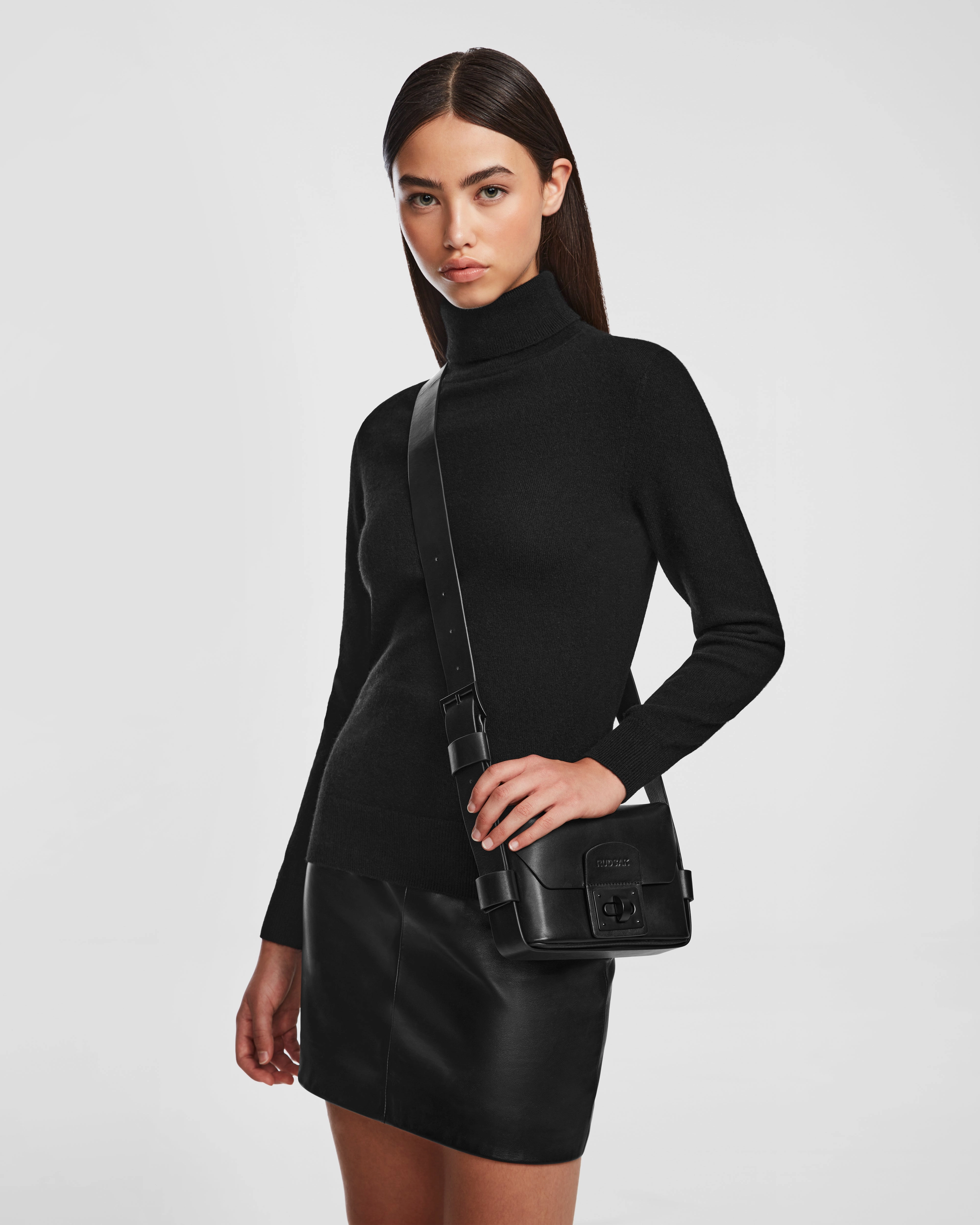 OFILIA - 8324504 Black