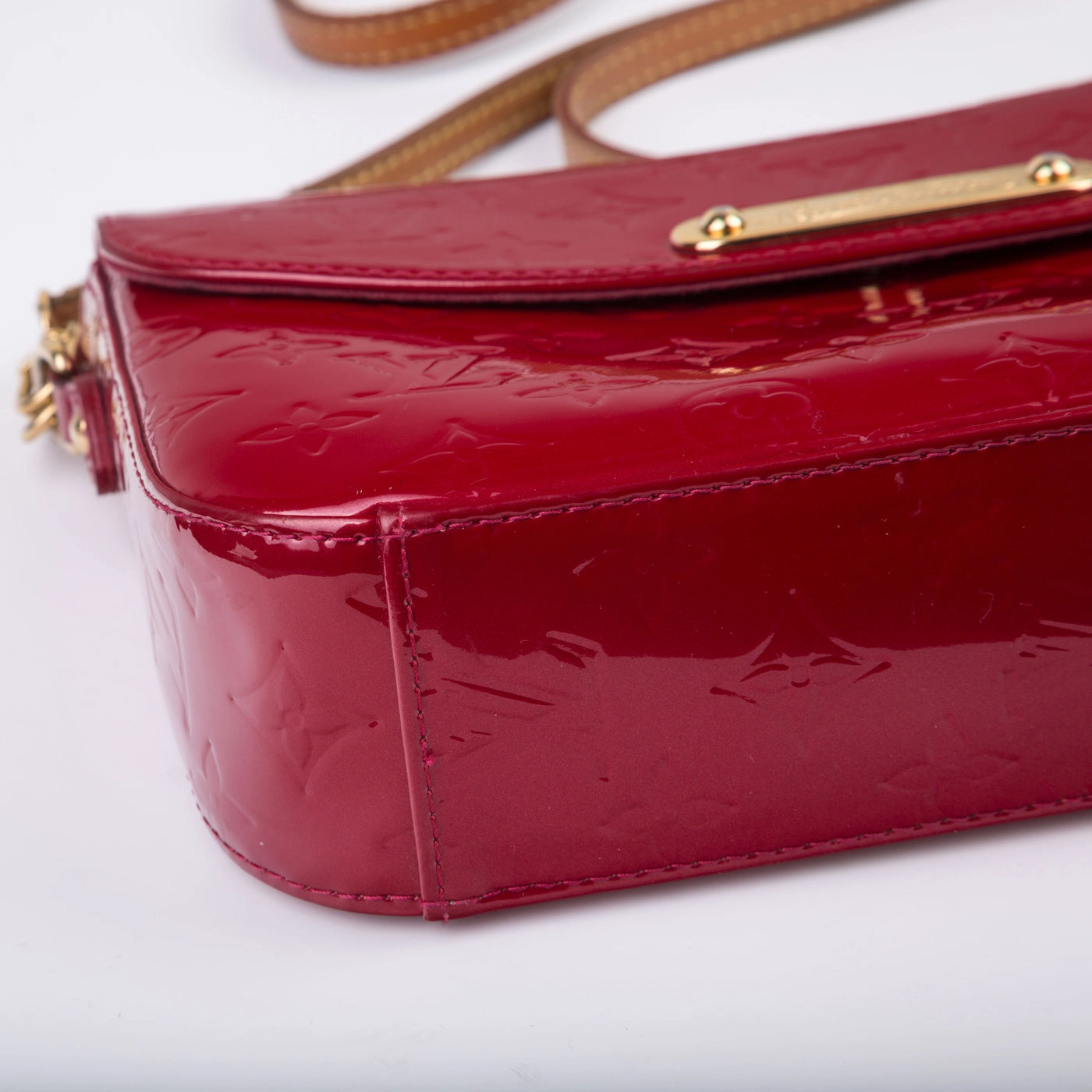 Patent shoulder bag