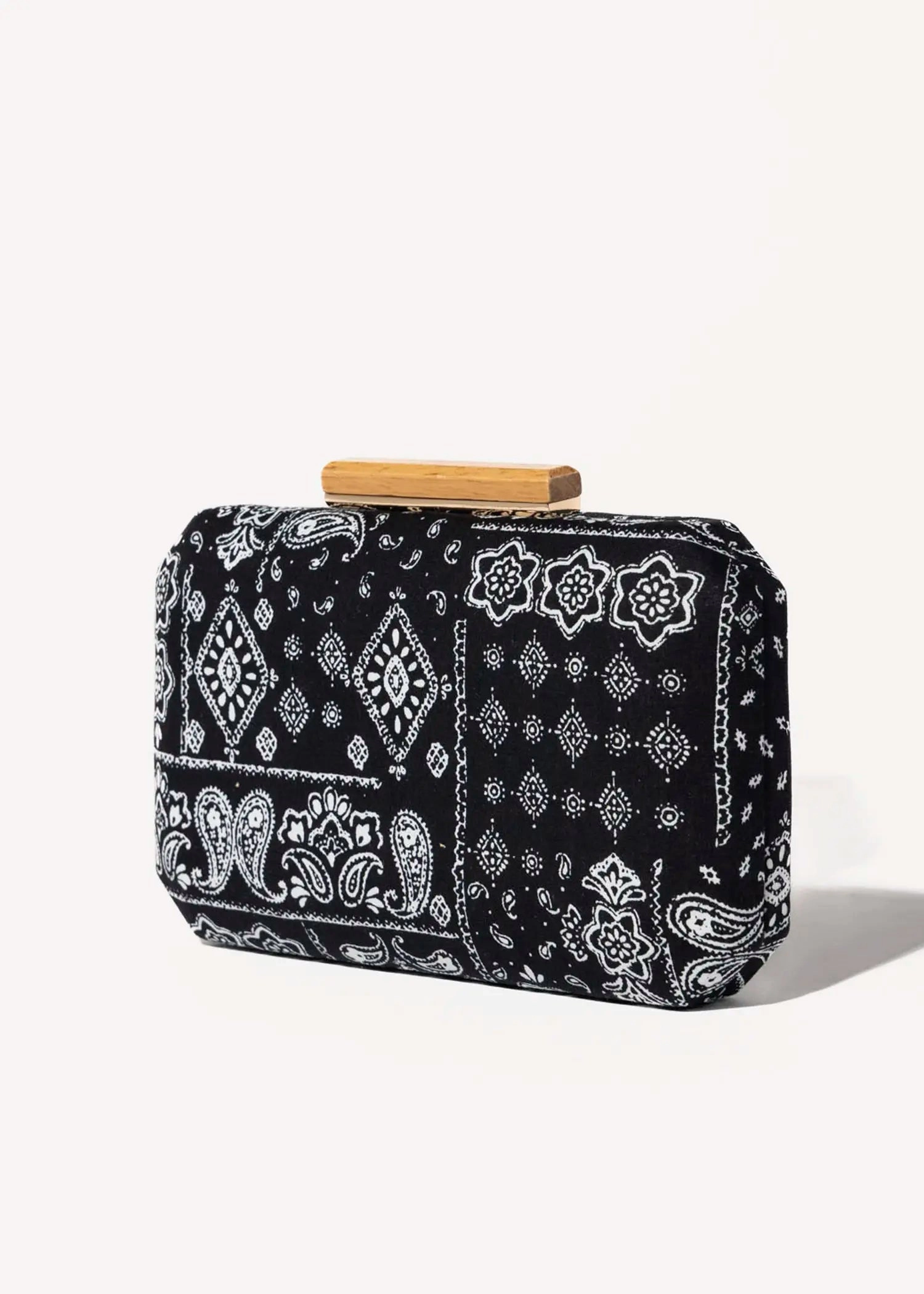 Pippa Clutch