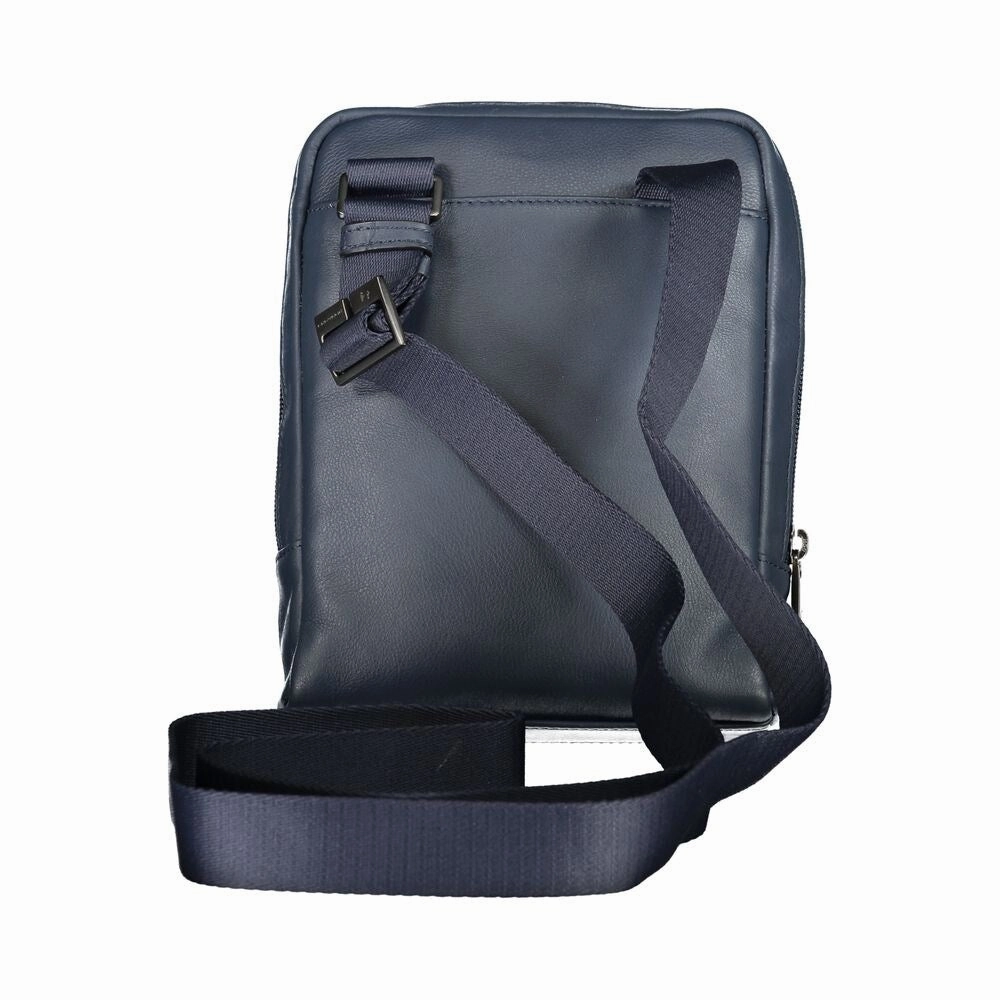 Piquadro Chic Blue Leather Shoulder Bag with Contrasting Men's Accents