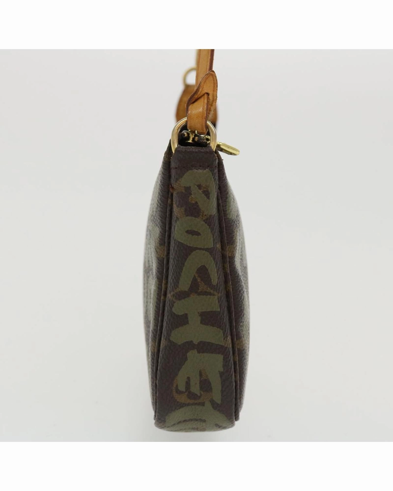Pochette Graffiti Shoulder Bag