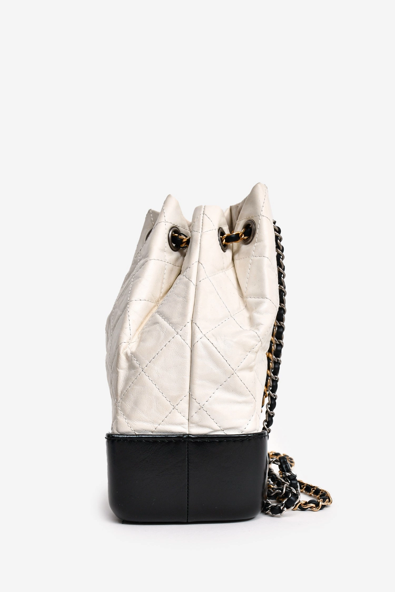 Pre-Loved Chanel 2018 White/Black Gabrielle Backpack