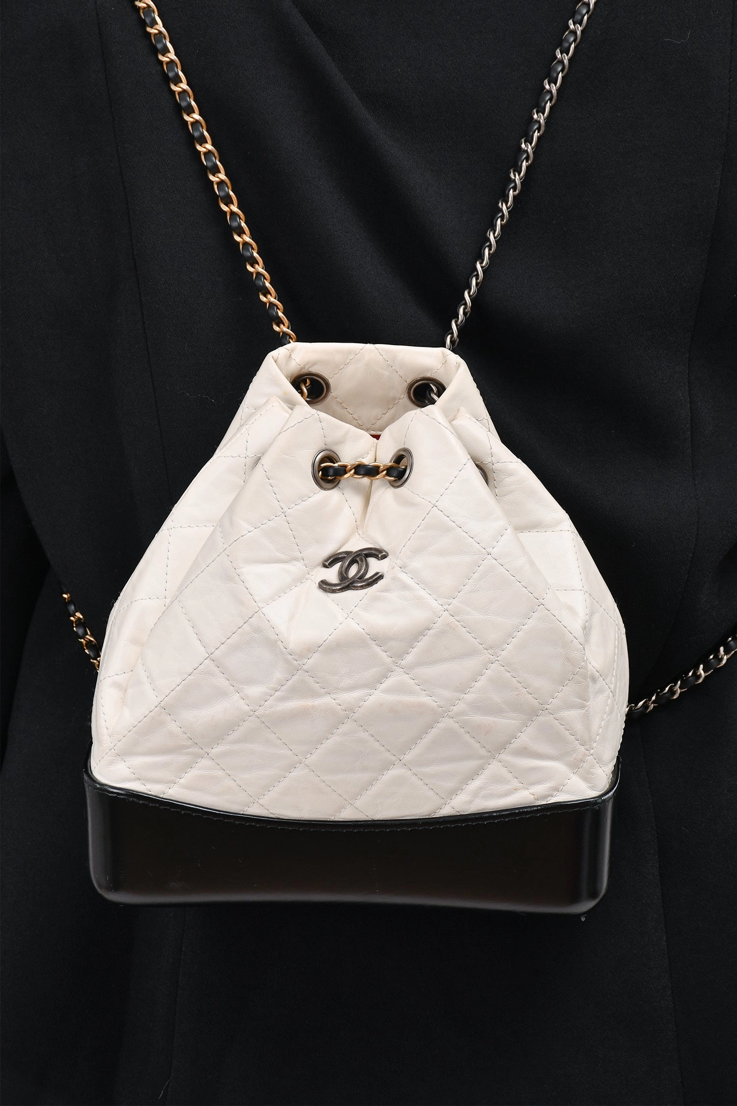 Pre-Loved Chanel 2018 White/Black Gabrielle Backpack