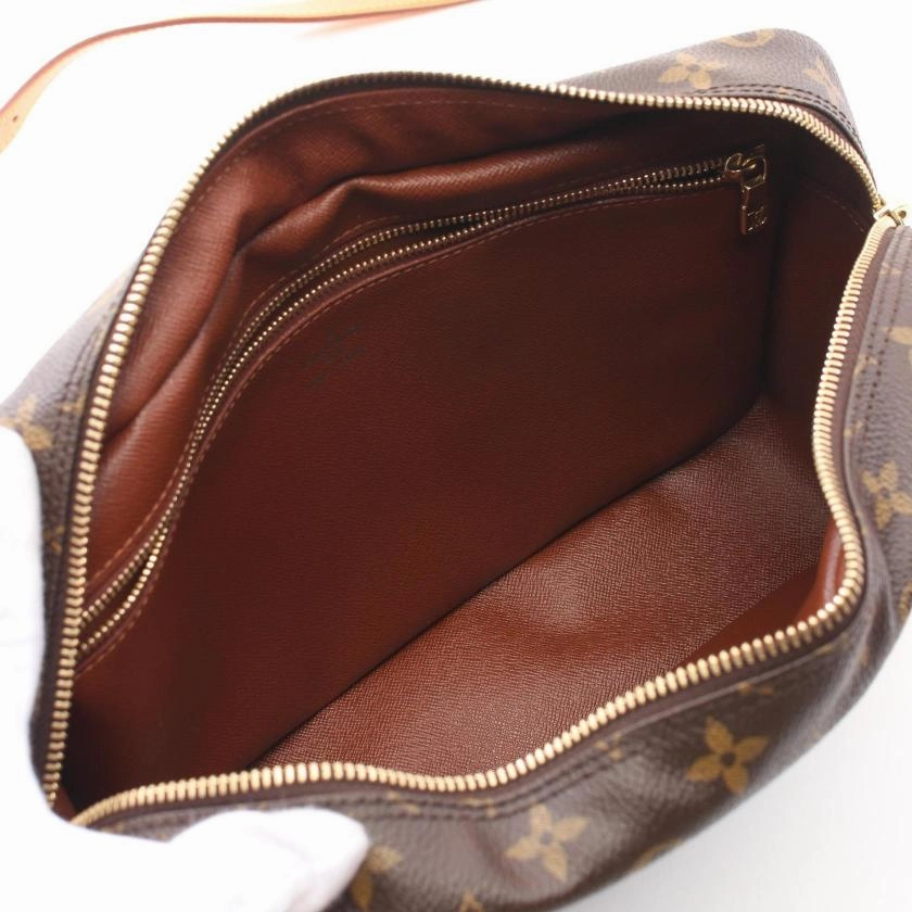 Pre-loved Louis Vuitton Trocadero 30 Monogram Shoulder Bag PVC Leather Brown