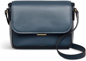RADLEY London Mells Manor Womens Medium Leather Flapover Crossbody Bag