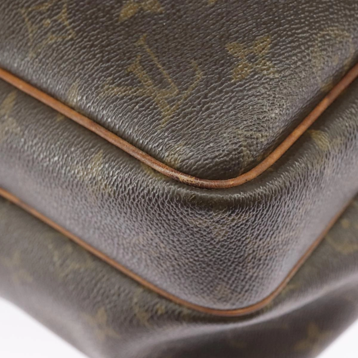 Reporter PM Shoulder Bag M45254