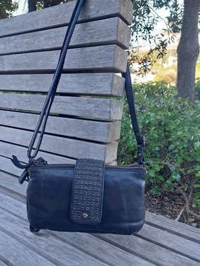 Rugged Hide Annie