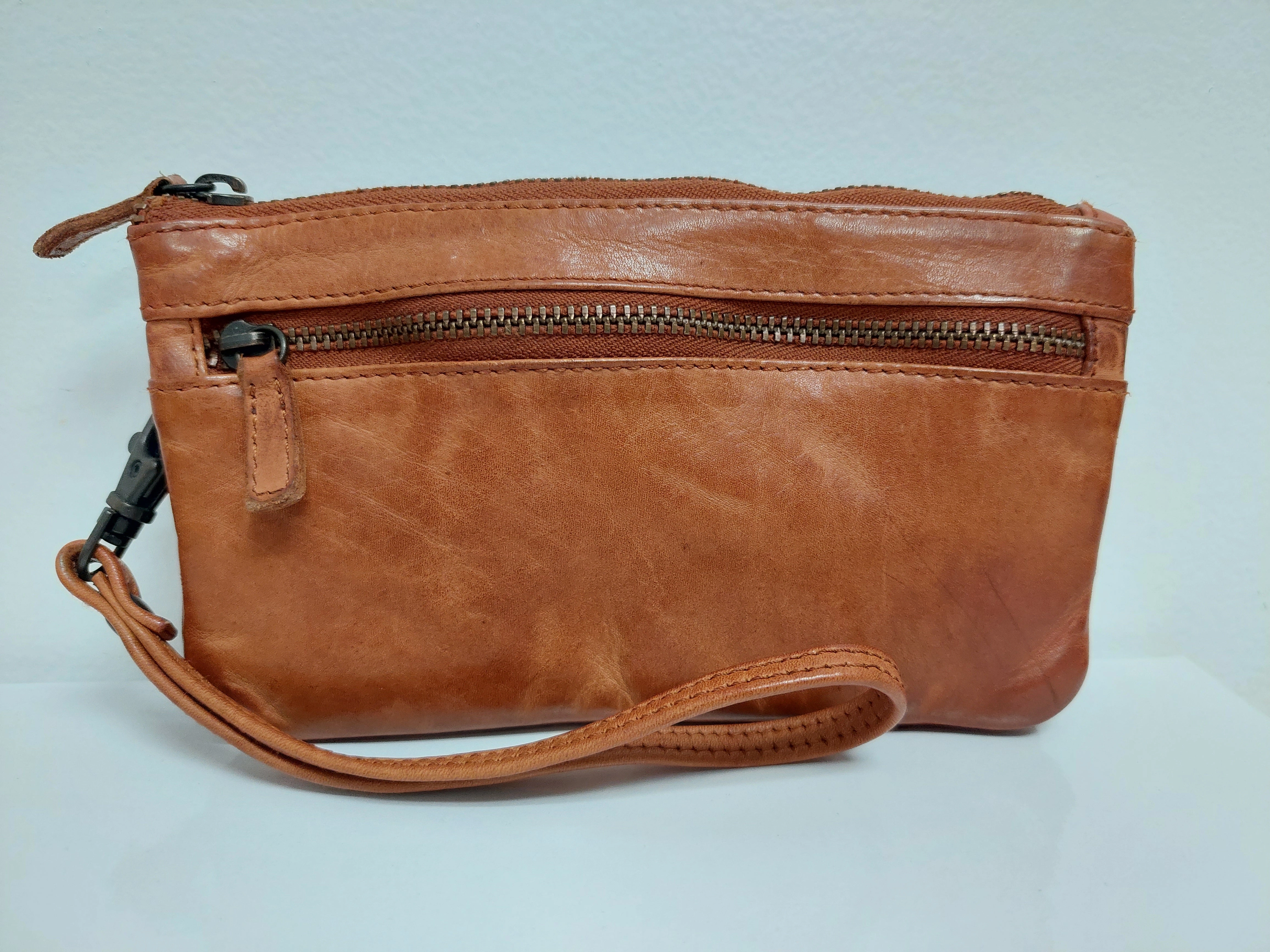 Rugged Hide Bindi