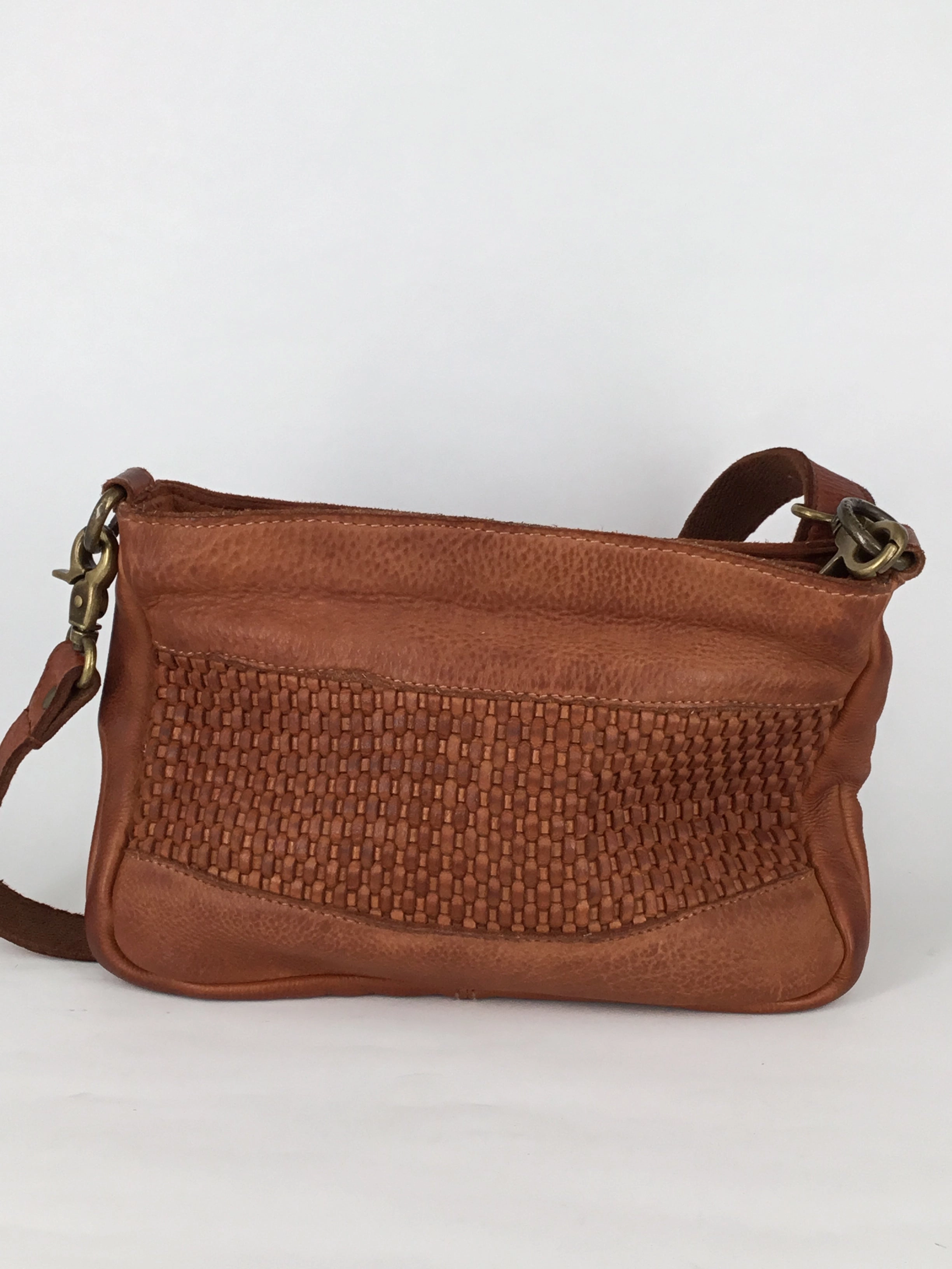 Rugged Hide Sophia