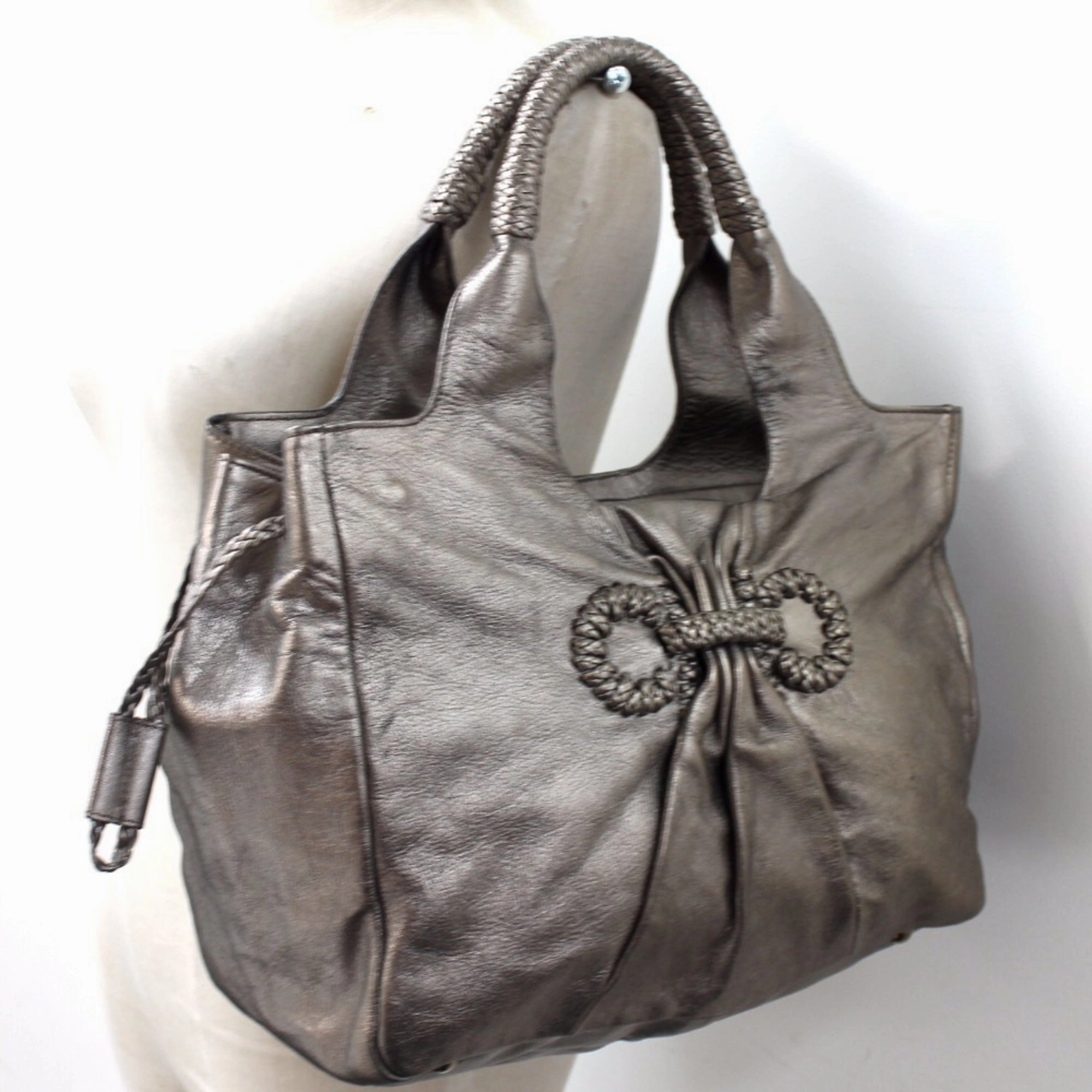 Salvatore Ferragamo Gancini   Leather Handbag Shoulder Bag Tote Bag (Pre-Owned)
