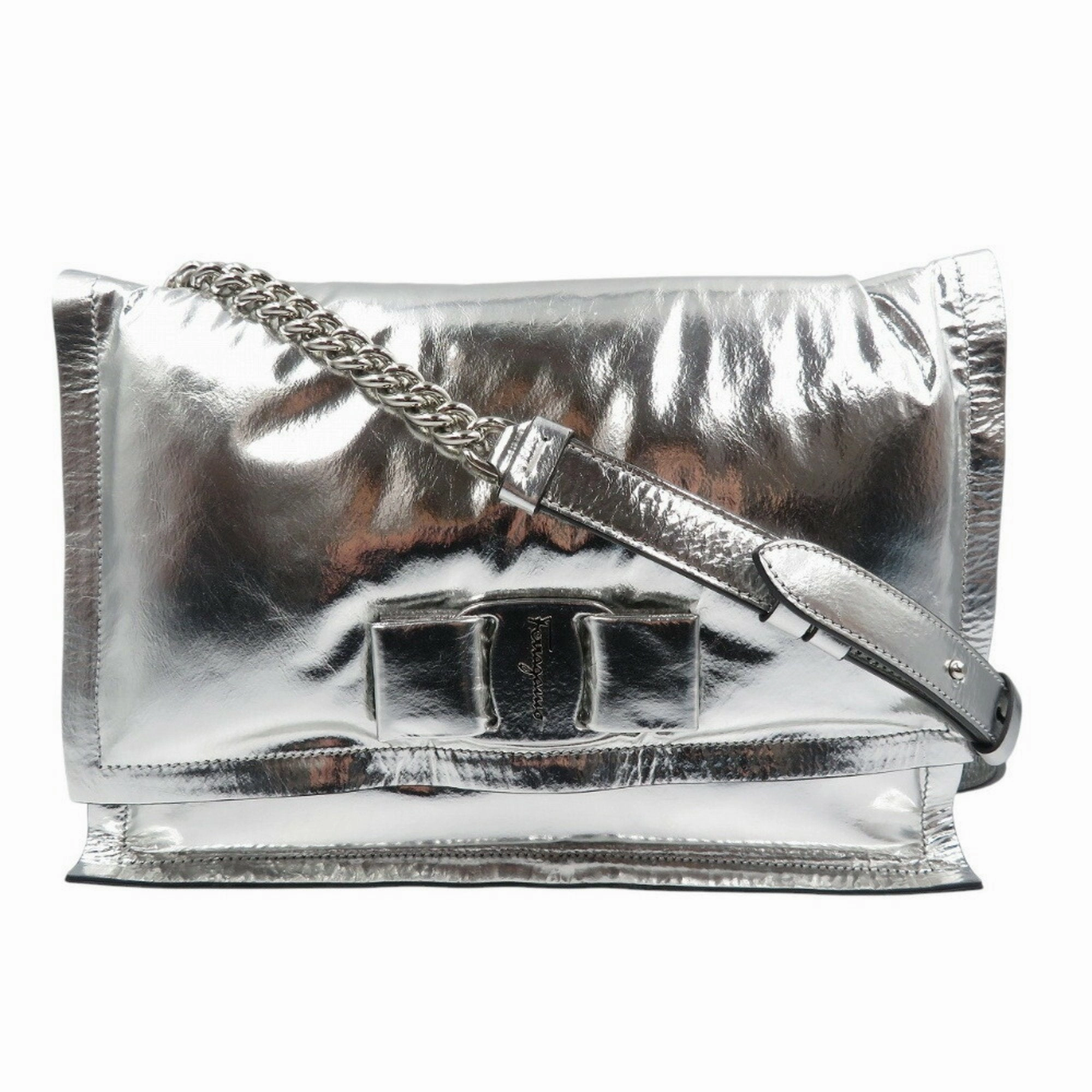 Salvatore Ferragamo Leather Shoulder Bag (Pre-Owned)