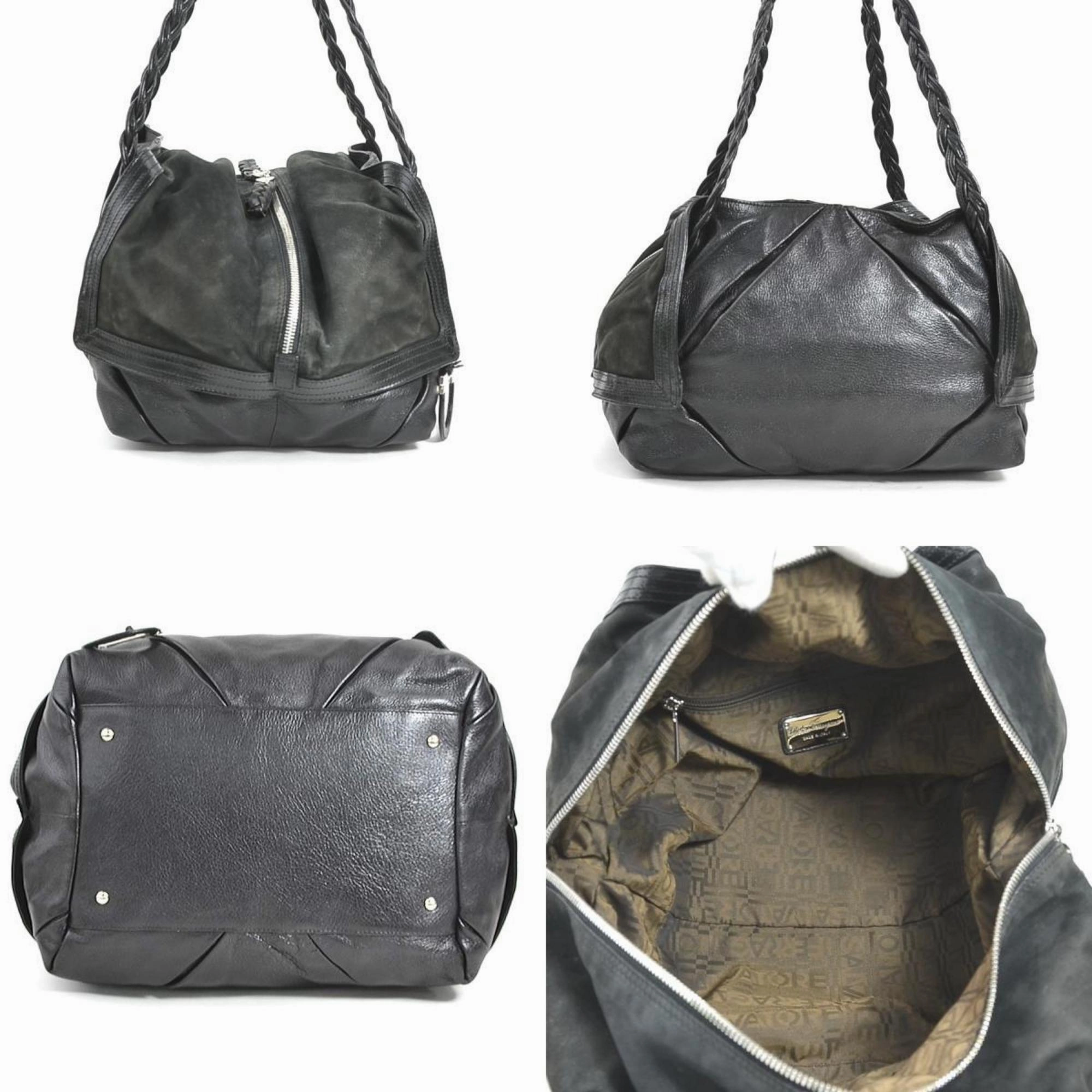 Salvatore Ferragamo Leather Shoulder Bag (Pre-Owned)