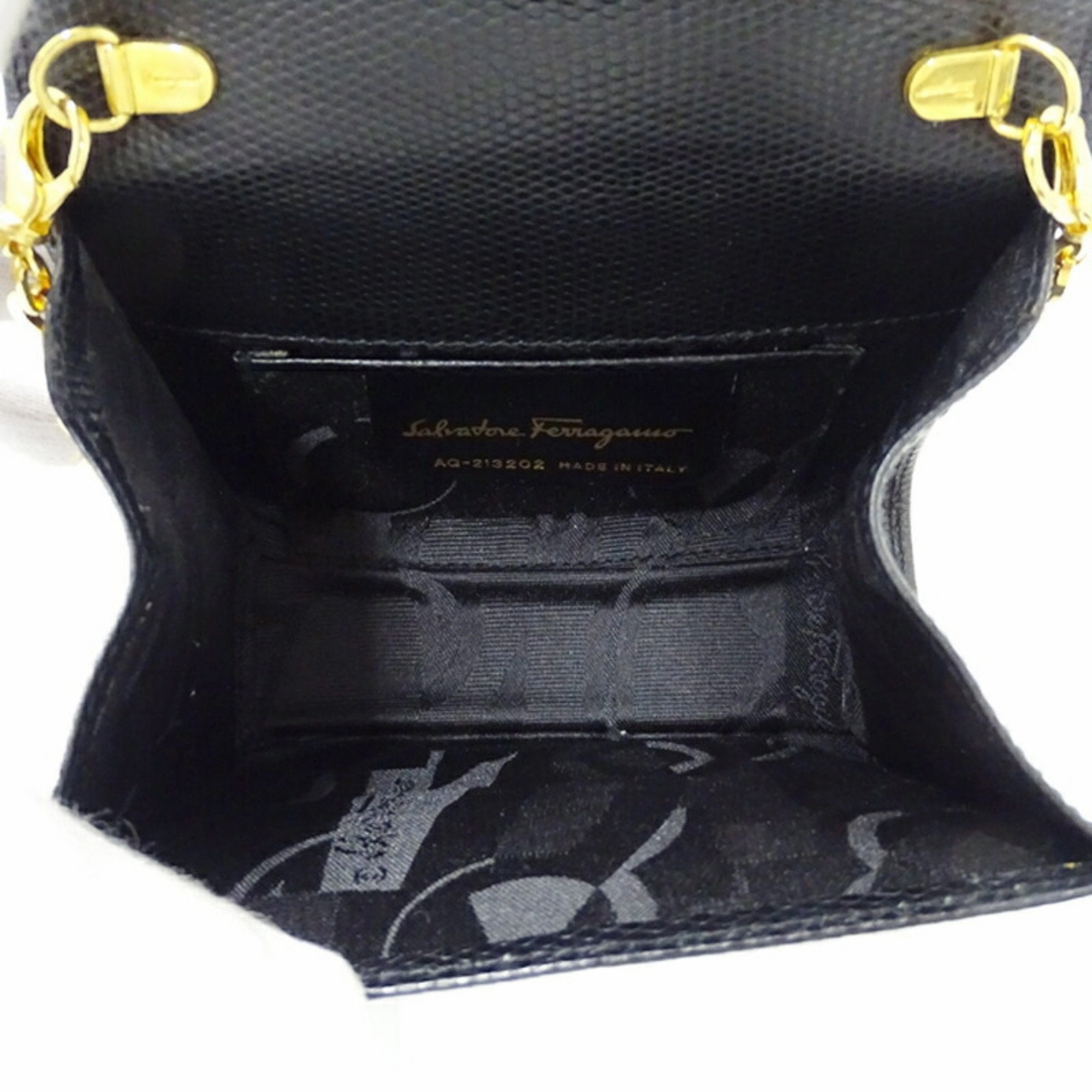 Salvatore Ferragamo Leather Shoulder Bag (Pre-Owned)