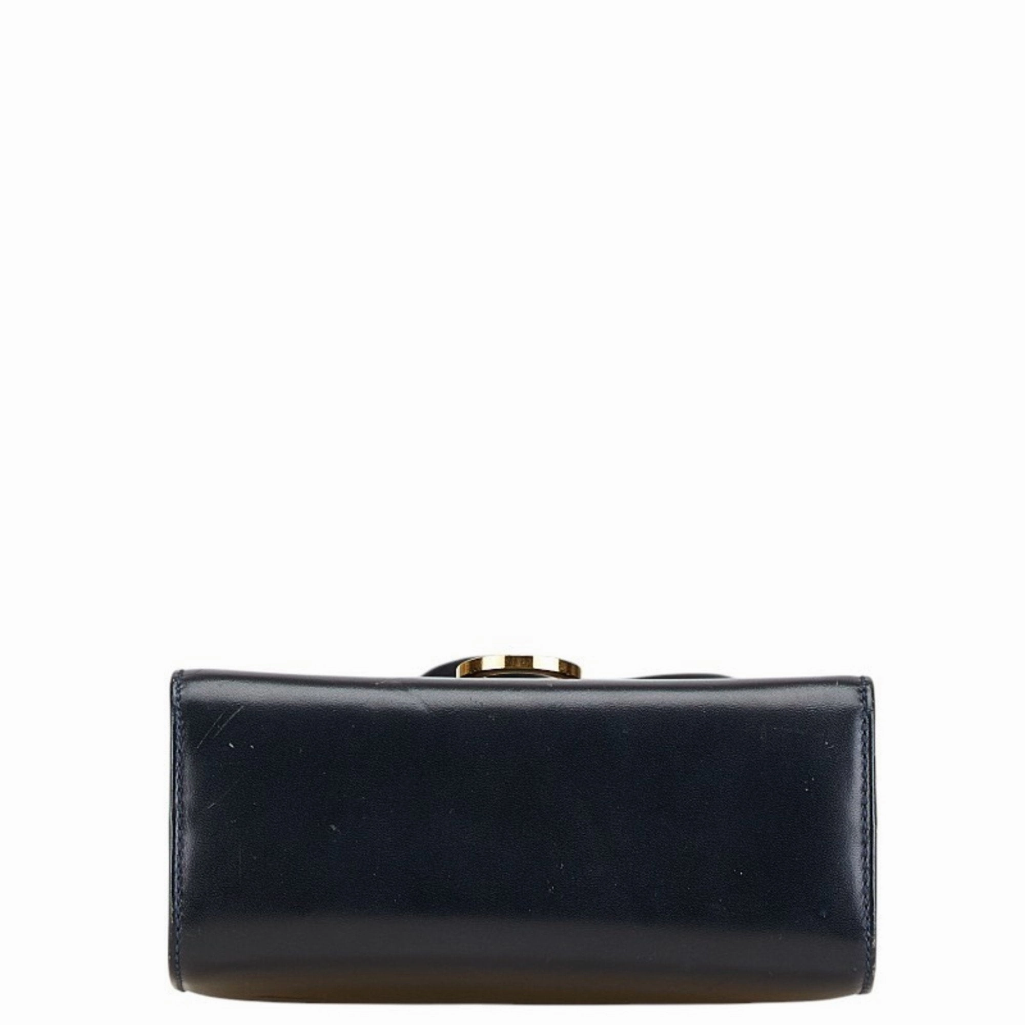 Salvatore Ferragamo  Leather Shoulder Bag (Pre-Owned)