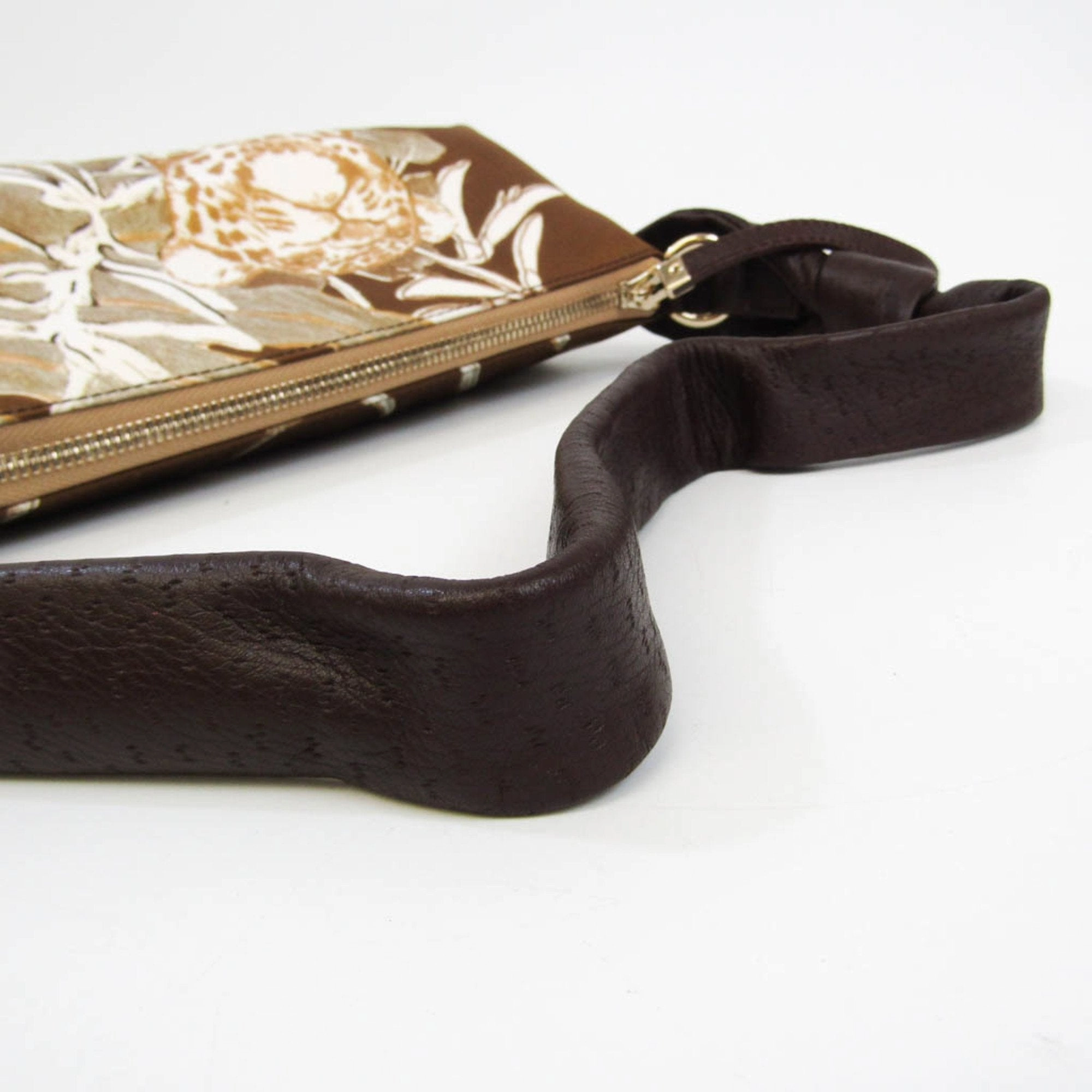 Salvatore Ferragamo  Synthetic Shoulder Bag (Pre-Owned)