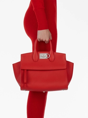 Studio Medium Soft bag