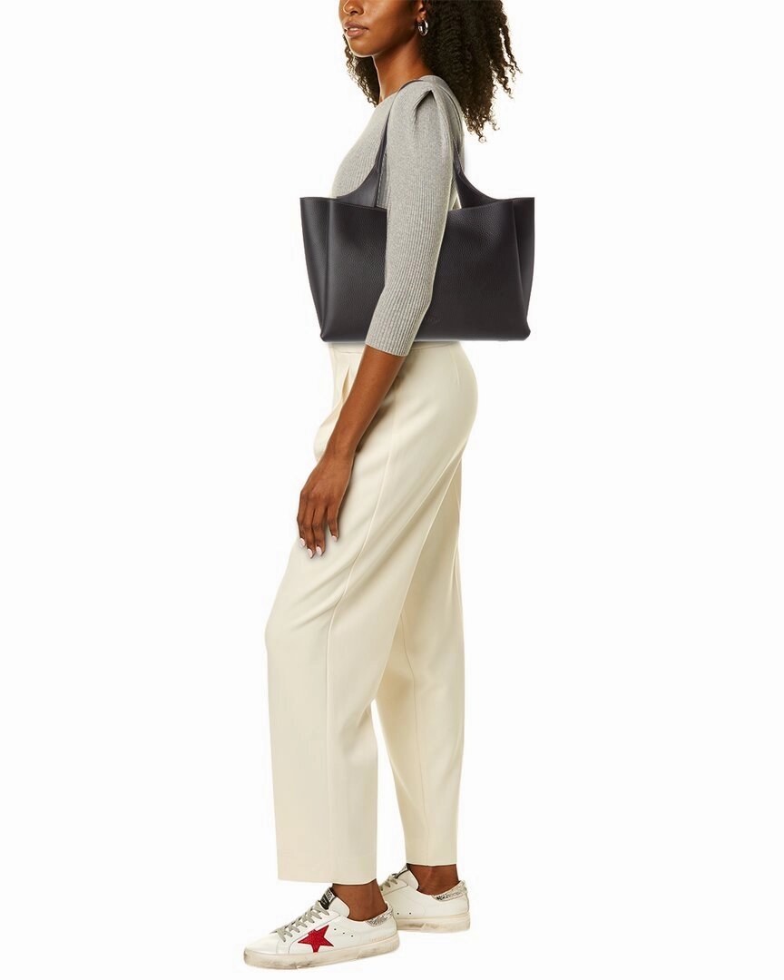 TODs Logo Medium Leather Tote