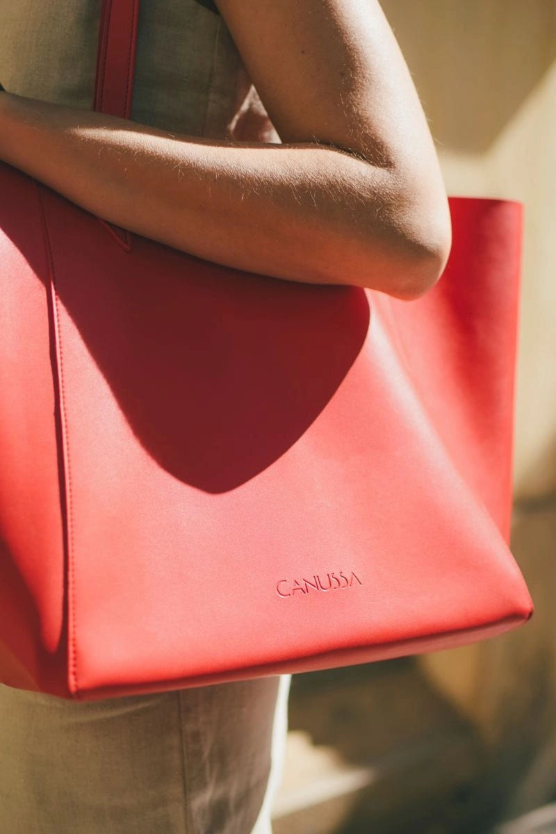 Totissimo Foldable Vegan Leather Tote Bag | Cherry