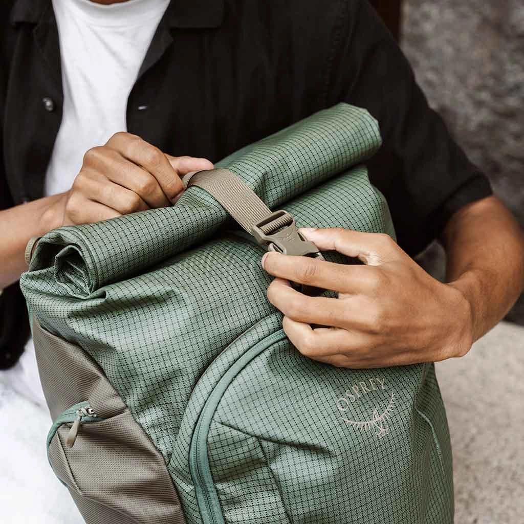 Transporter Roll Top Pack