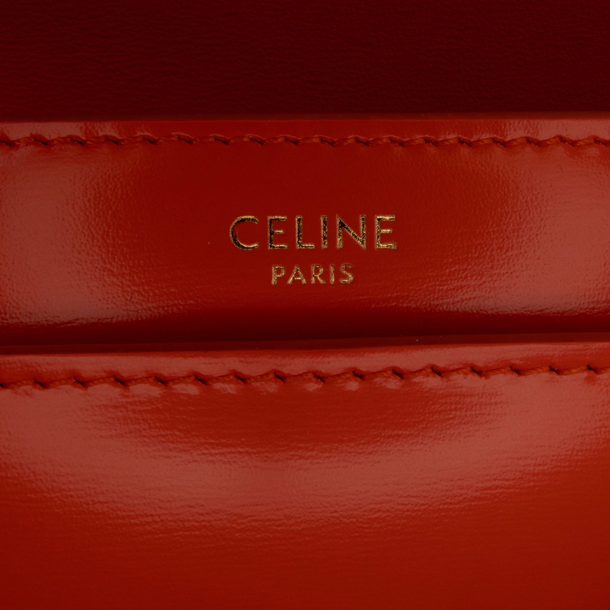 Triomphe Calfskin Cuir Chain Shoulder Bag