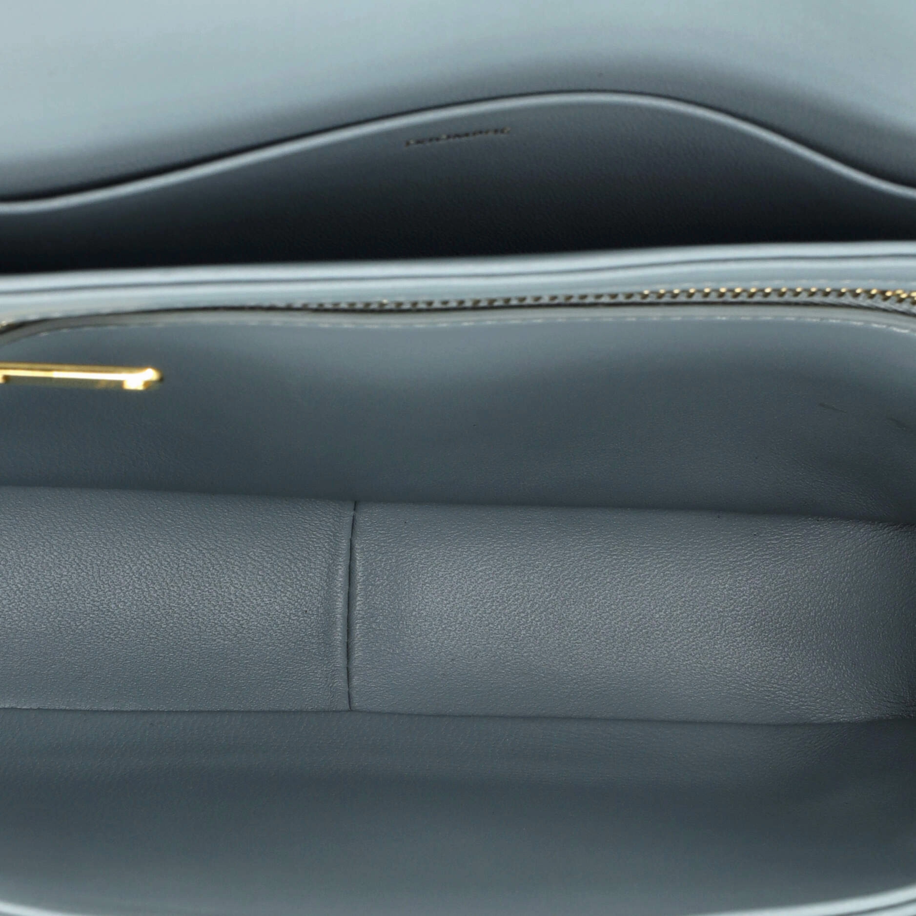 Triomphe Shoulder Bag Smooth Calfskin Teen