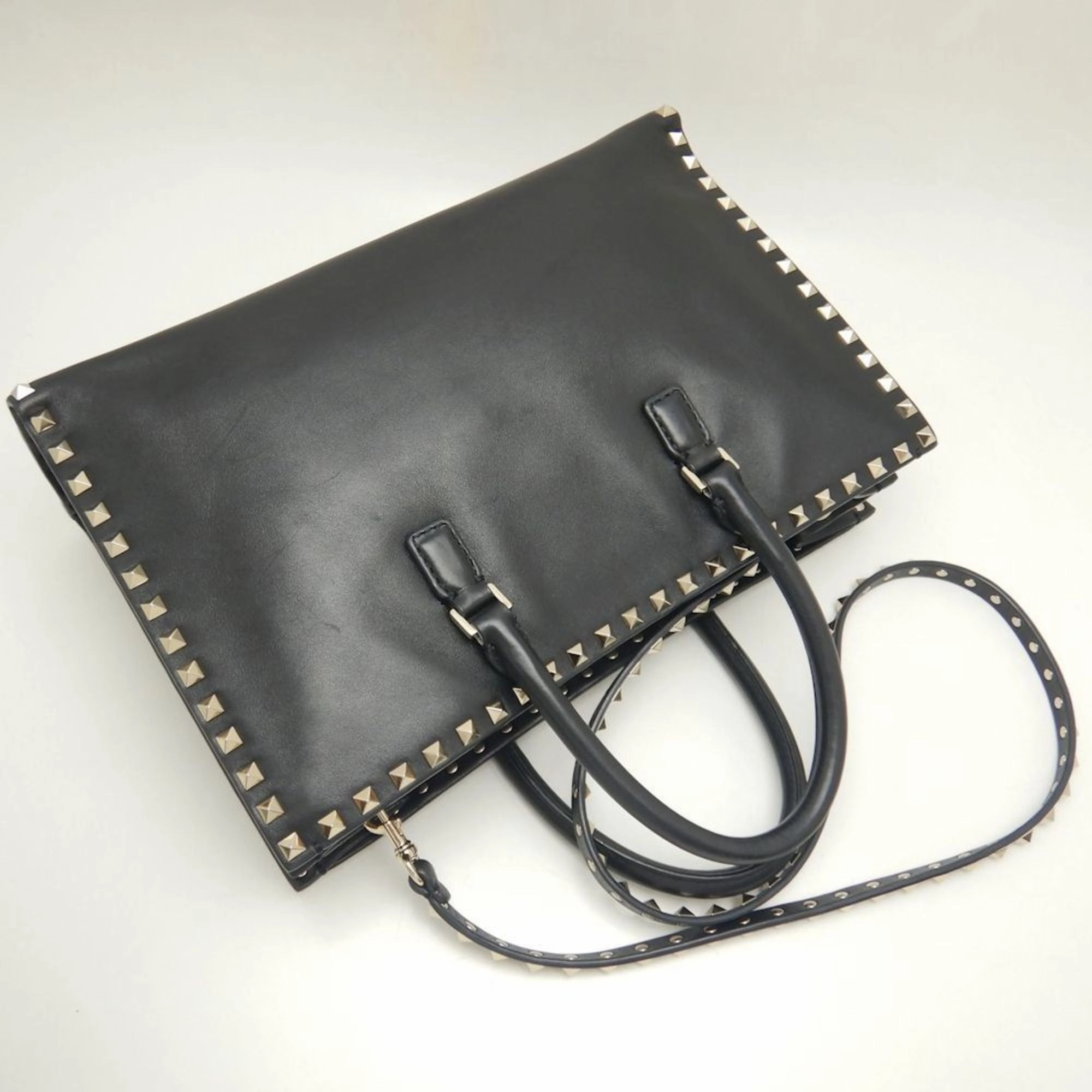 Valentino Garavani Leather Tote Bag (Pre-Owned)