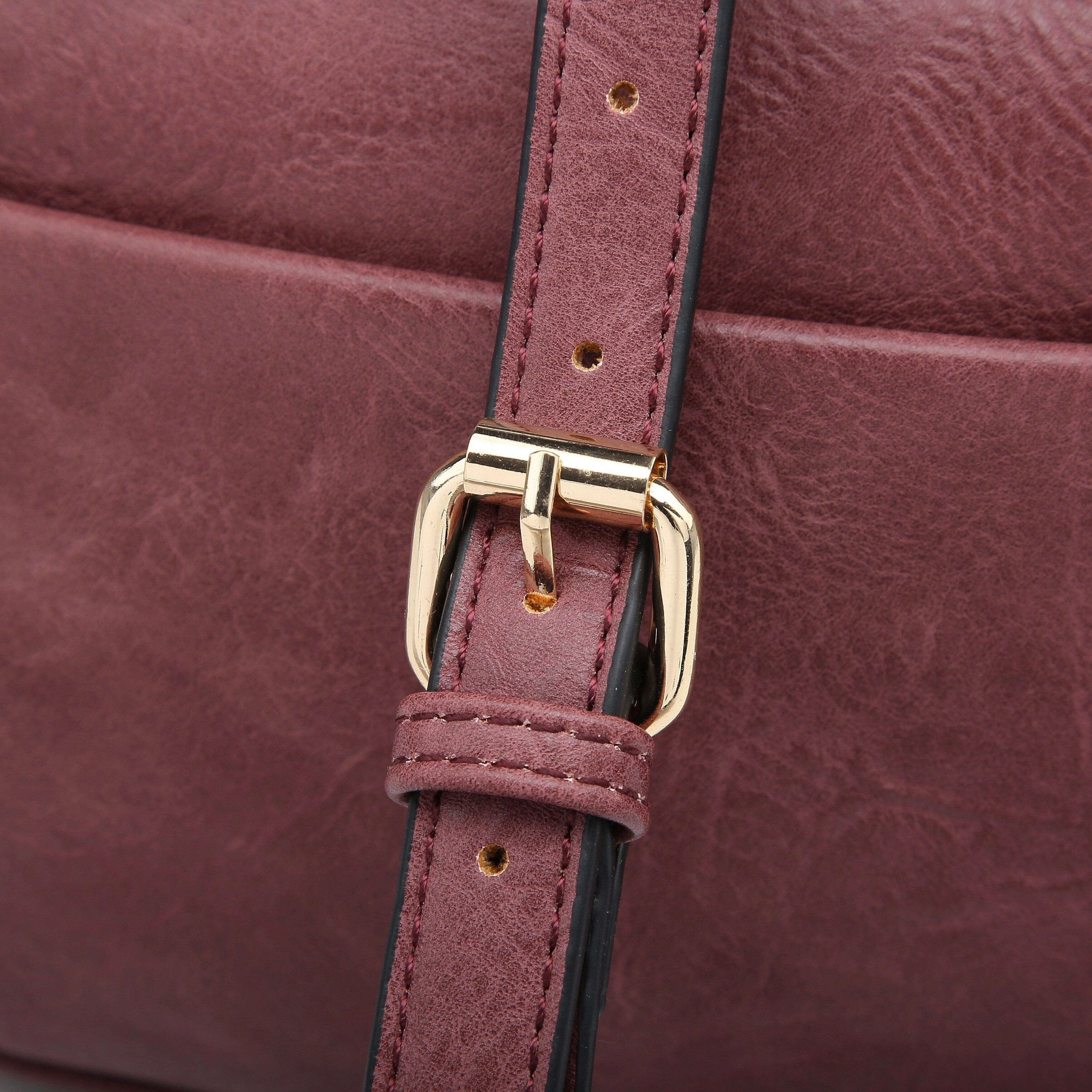 Vegan Leather Medium Crossbody Bag For Women Multi Pocket Quilted Purse