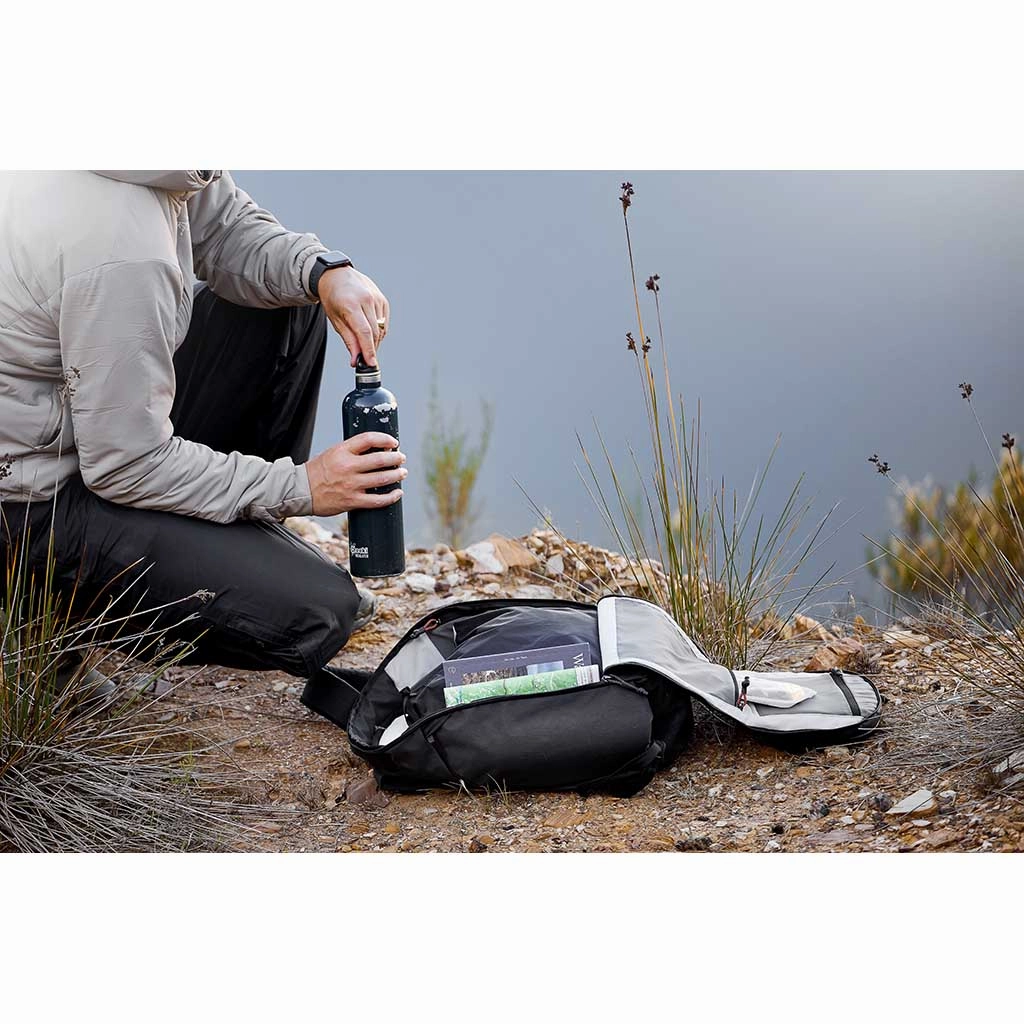 Venture Travel Pack 26L
