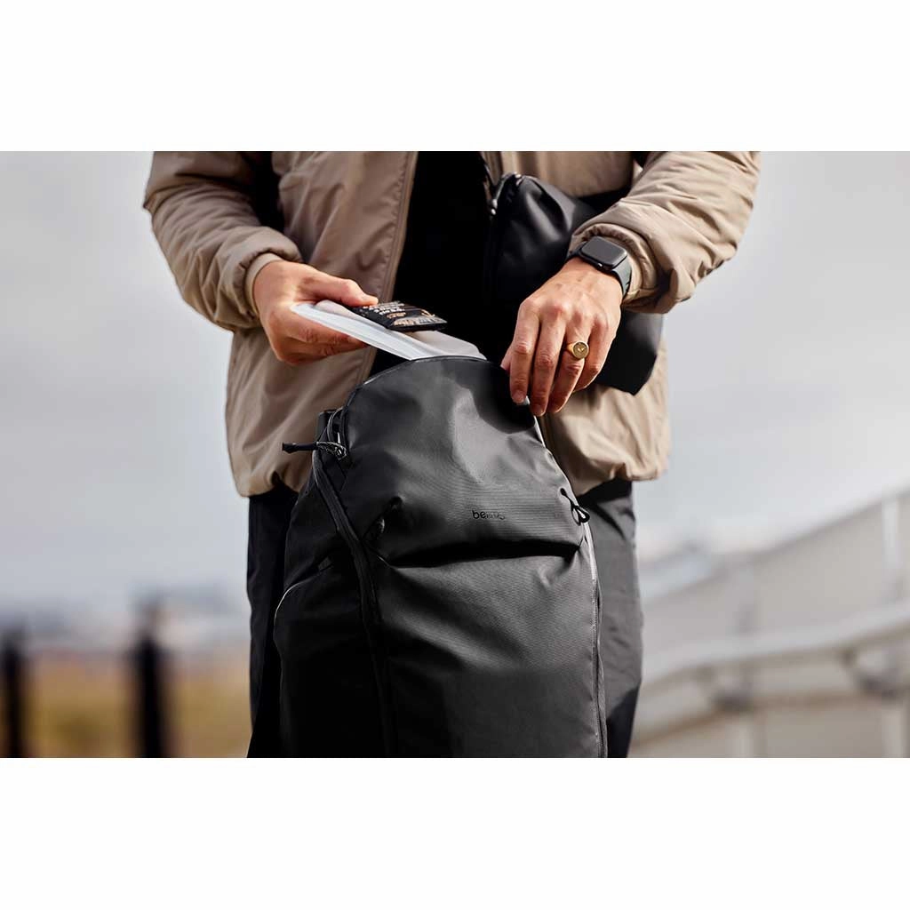 Venture Travel Pack 26L