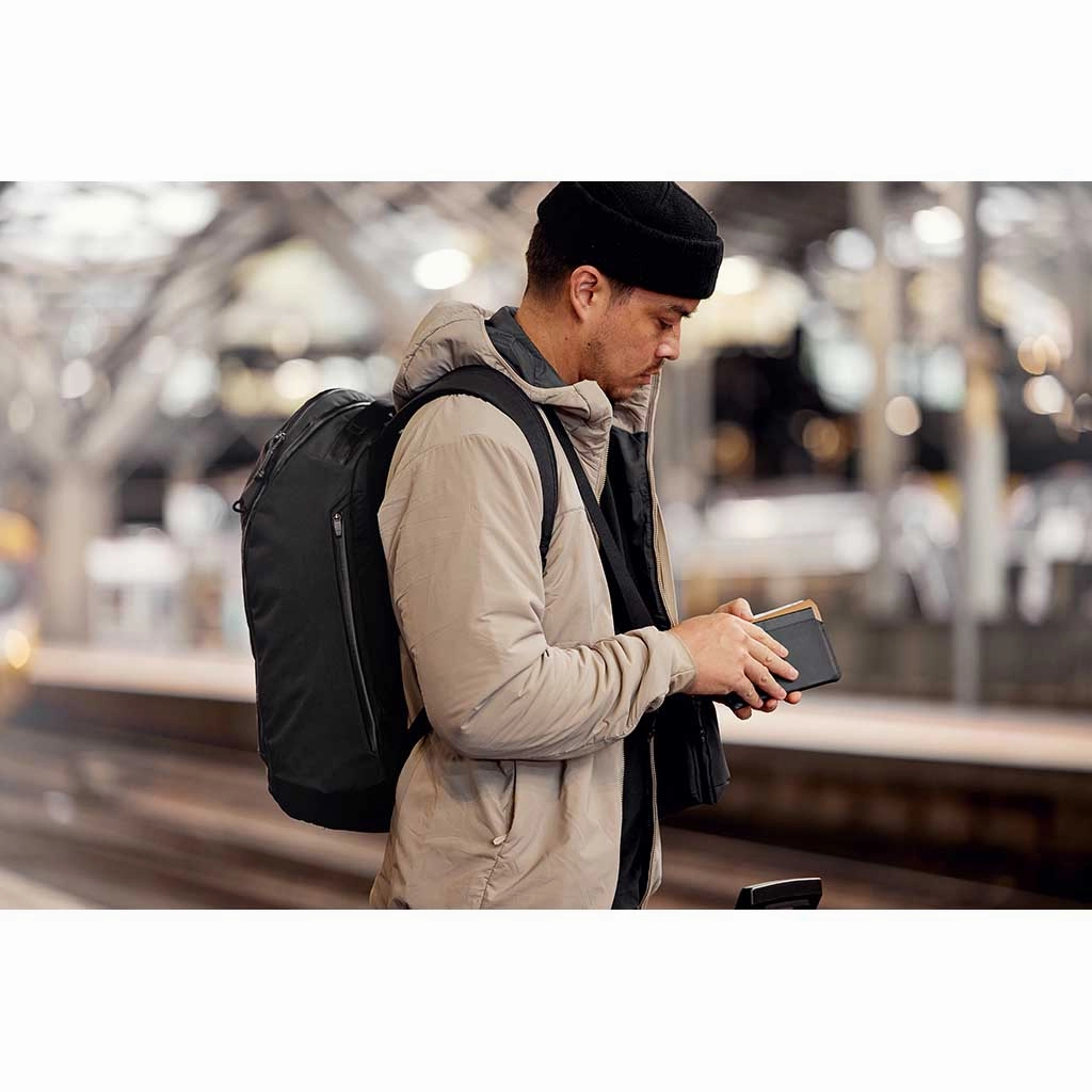 Venture Travel Pack 26L