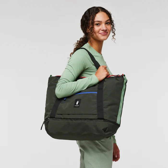 Viaje 35L Weekender Bag