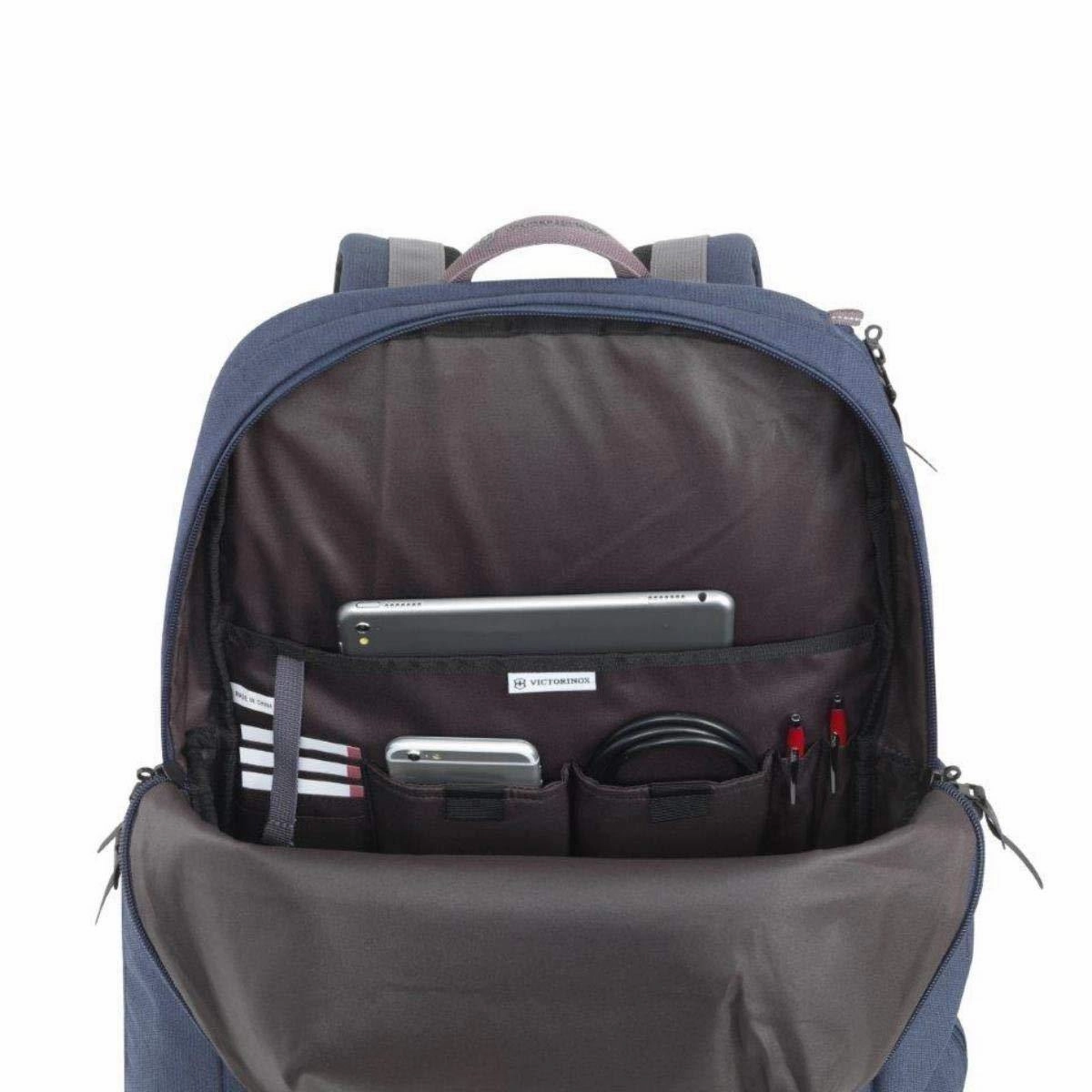 Victorinox Altmont Classic Deluxe Laptop Backpack