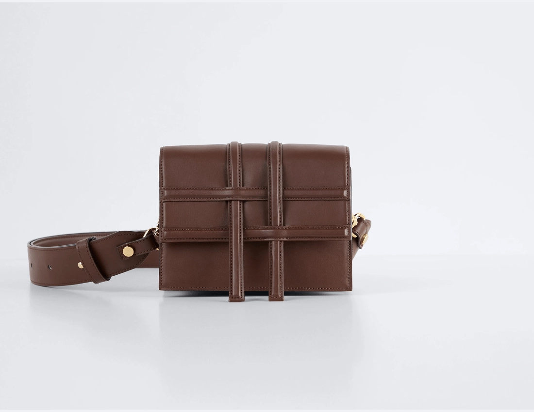 Voyager Vegan Italian Grape Leather Convertible Crossbody | Cocoa