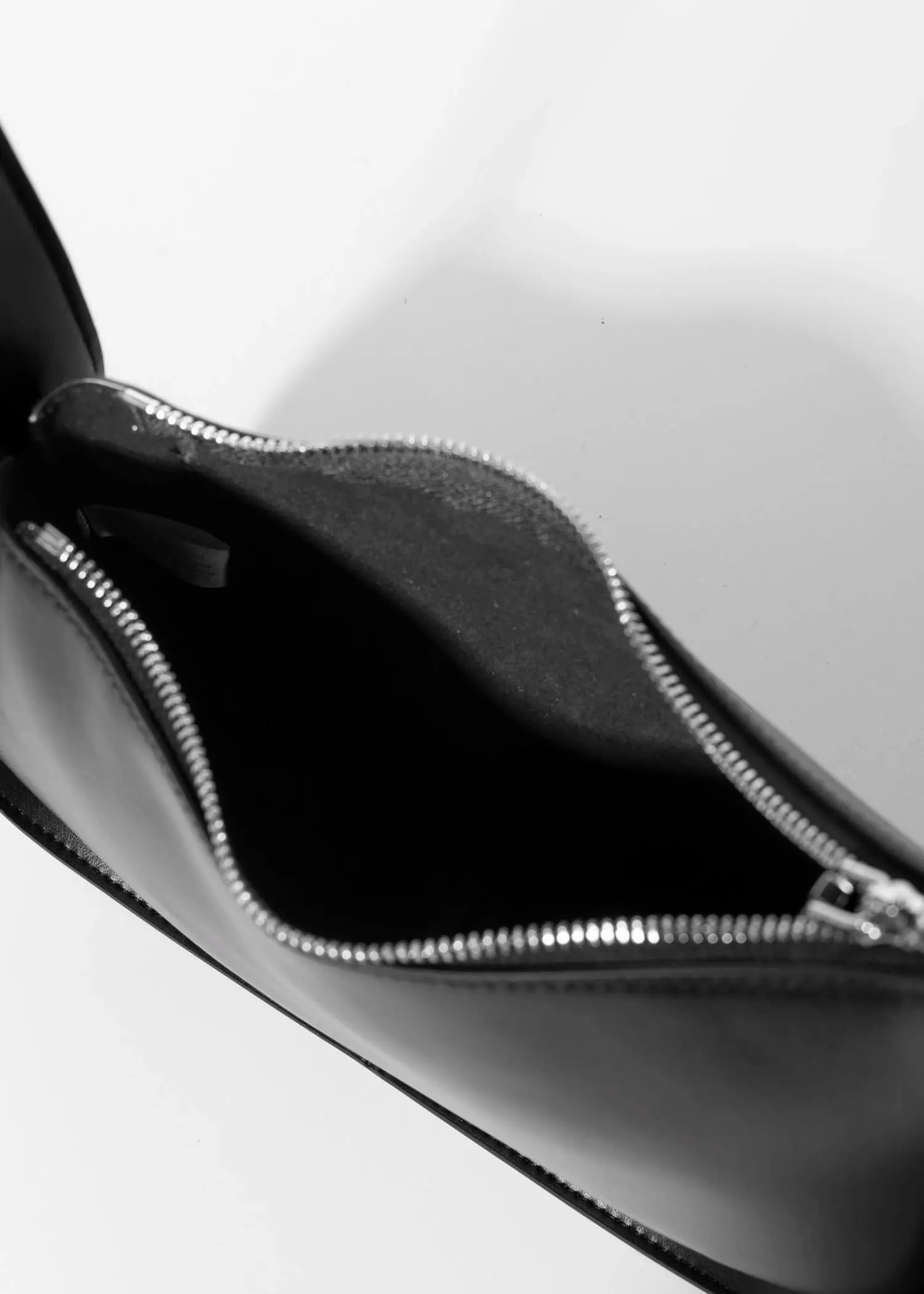 Willow Shoulder Bag