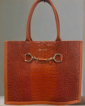 Women's Terra Leather Tote Bag In Orange
