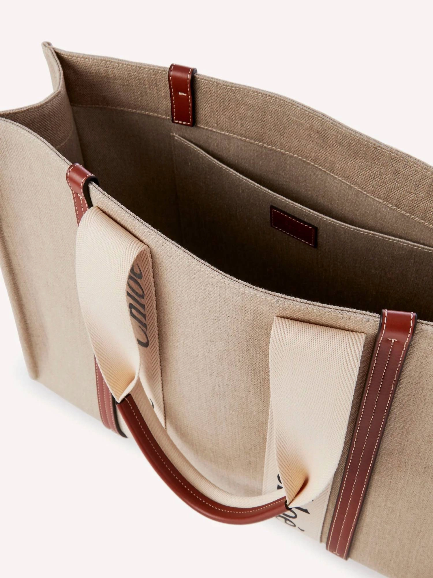 Women's Woody Tote Bag In White & Brown