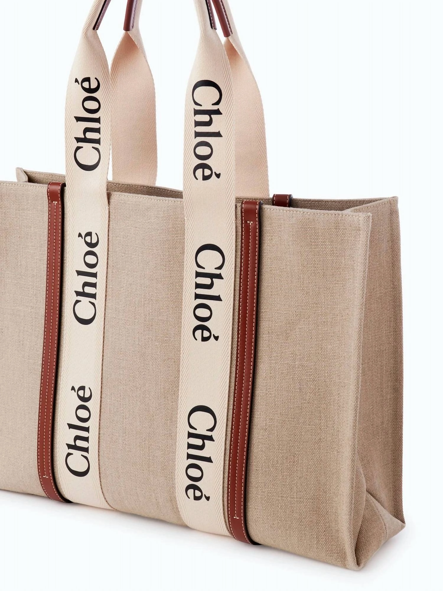 Women's Woody Tote Bag In White & Brown